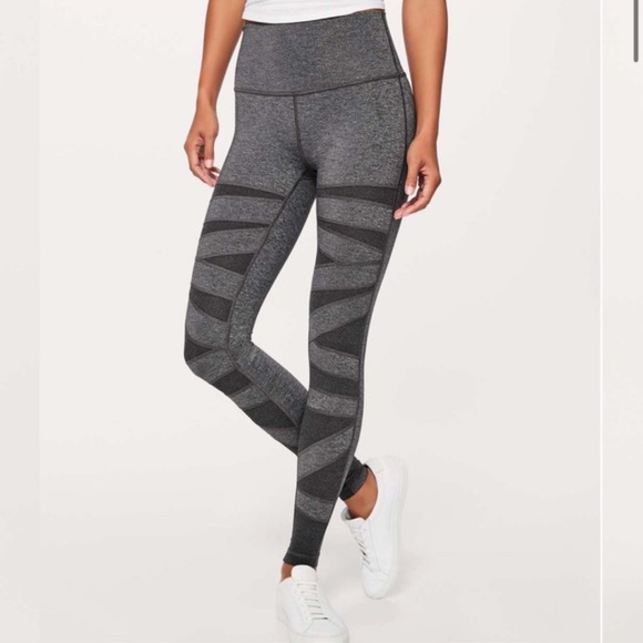 Lululemon Wunder under HR tight tech mesh 28” - Picture 1 of 5